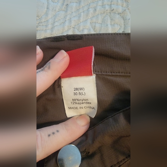 💜4/$20💜NONWE brown baggy cargo pants - Picture 5 of 6